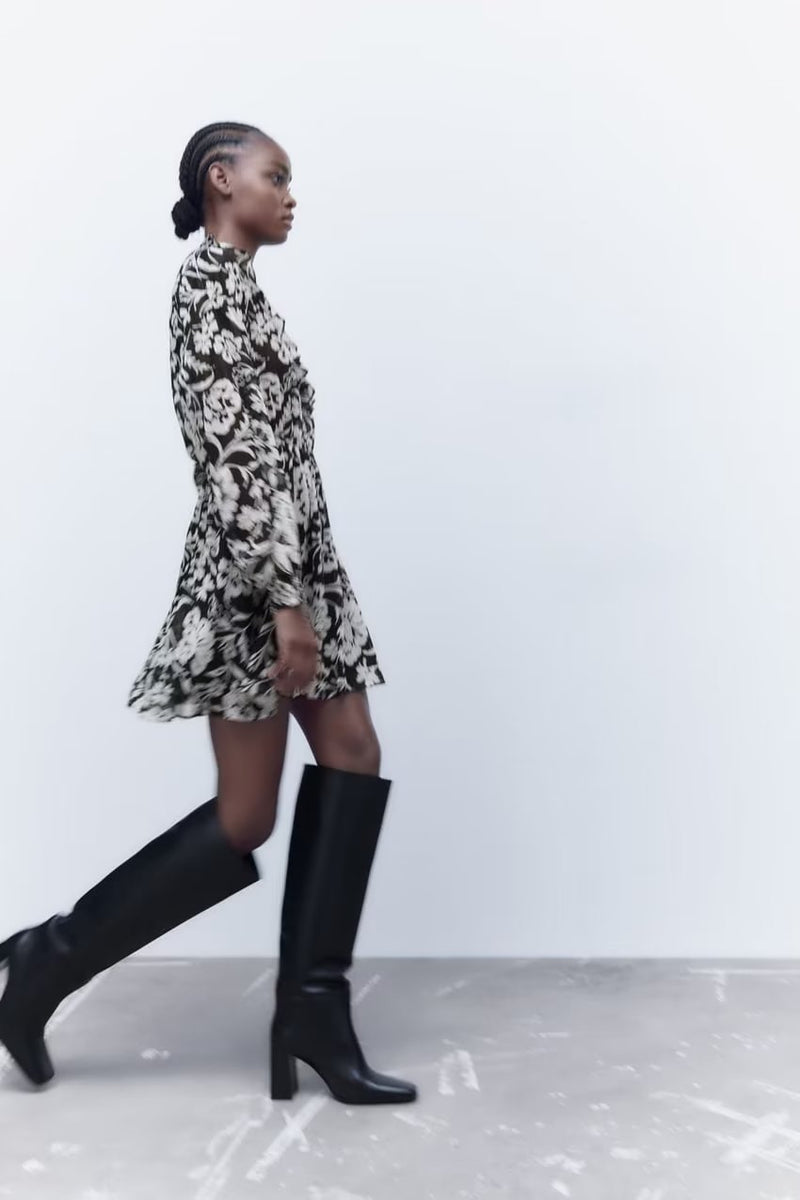 Ruffled Collar Floral Print Mini Dress